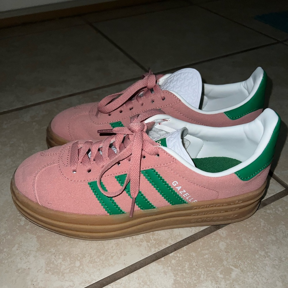 Women’s adidas gazelle
